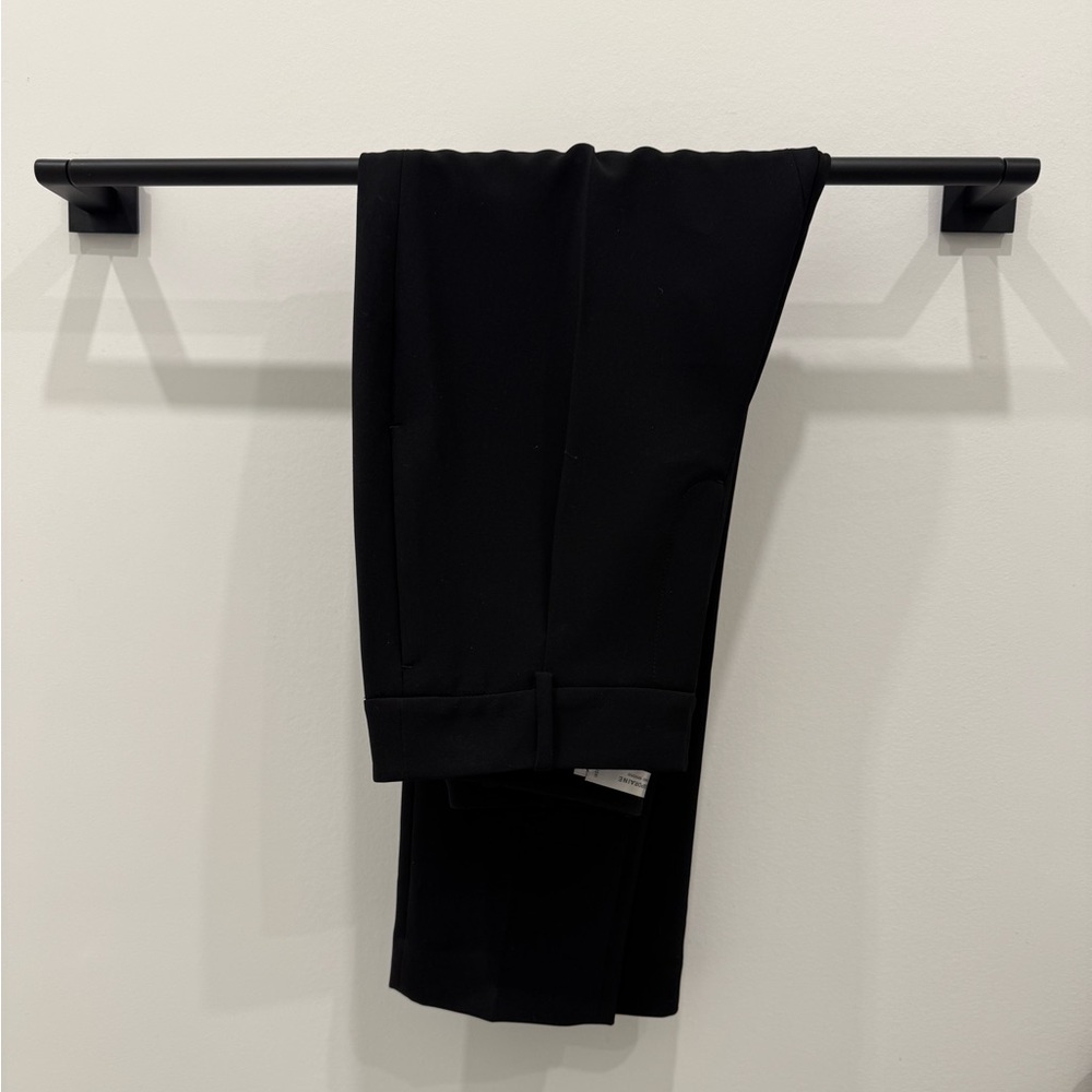 Simons Contemporaine Black Straight-Leg Pleated Pant